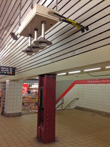 Antennas_of_Distributed_Antenna_System_in_New_York_City_subway